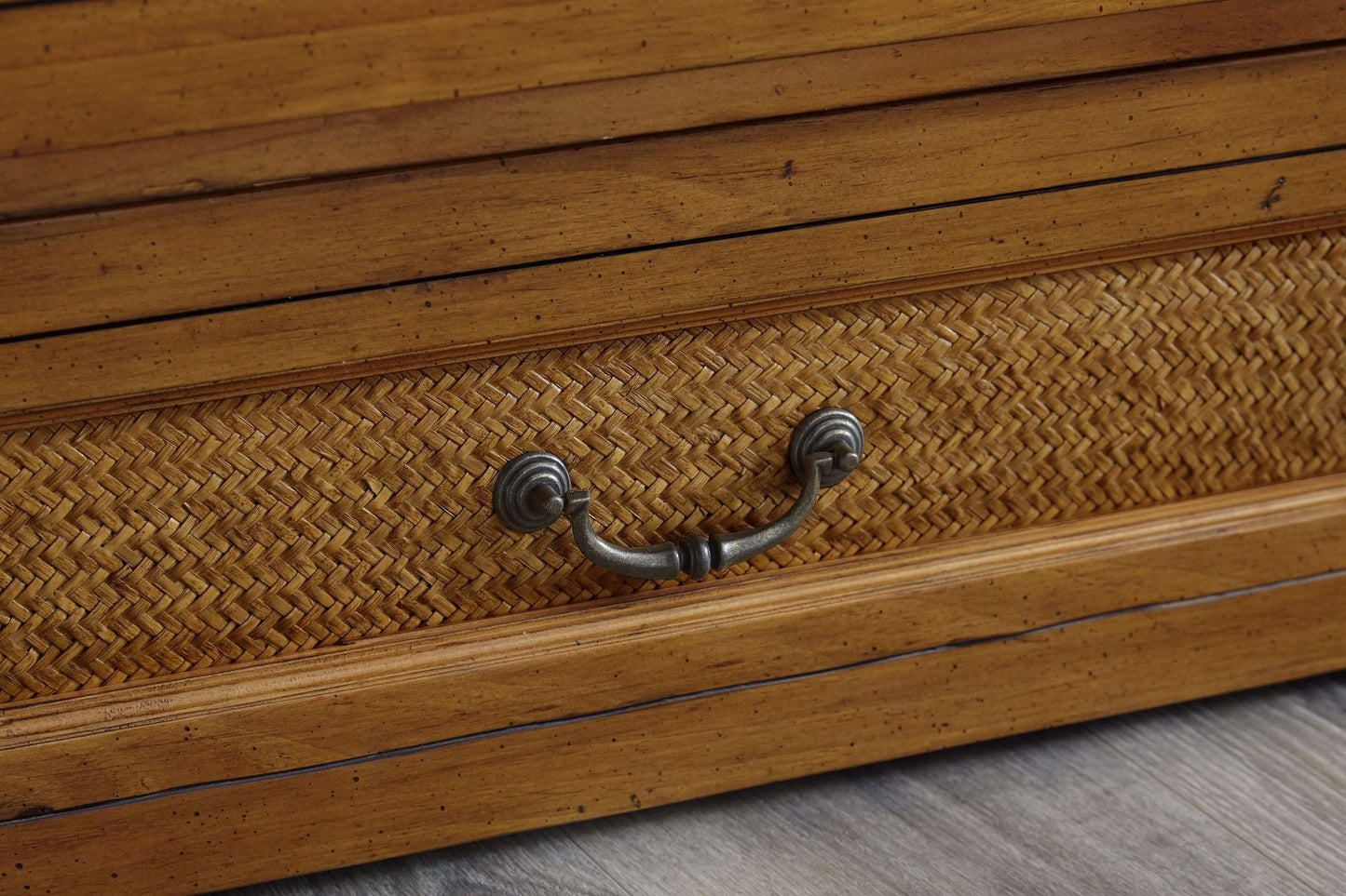 Queen Murphy Cabinet Bed