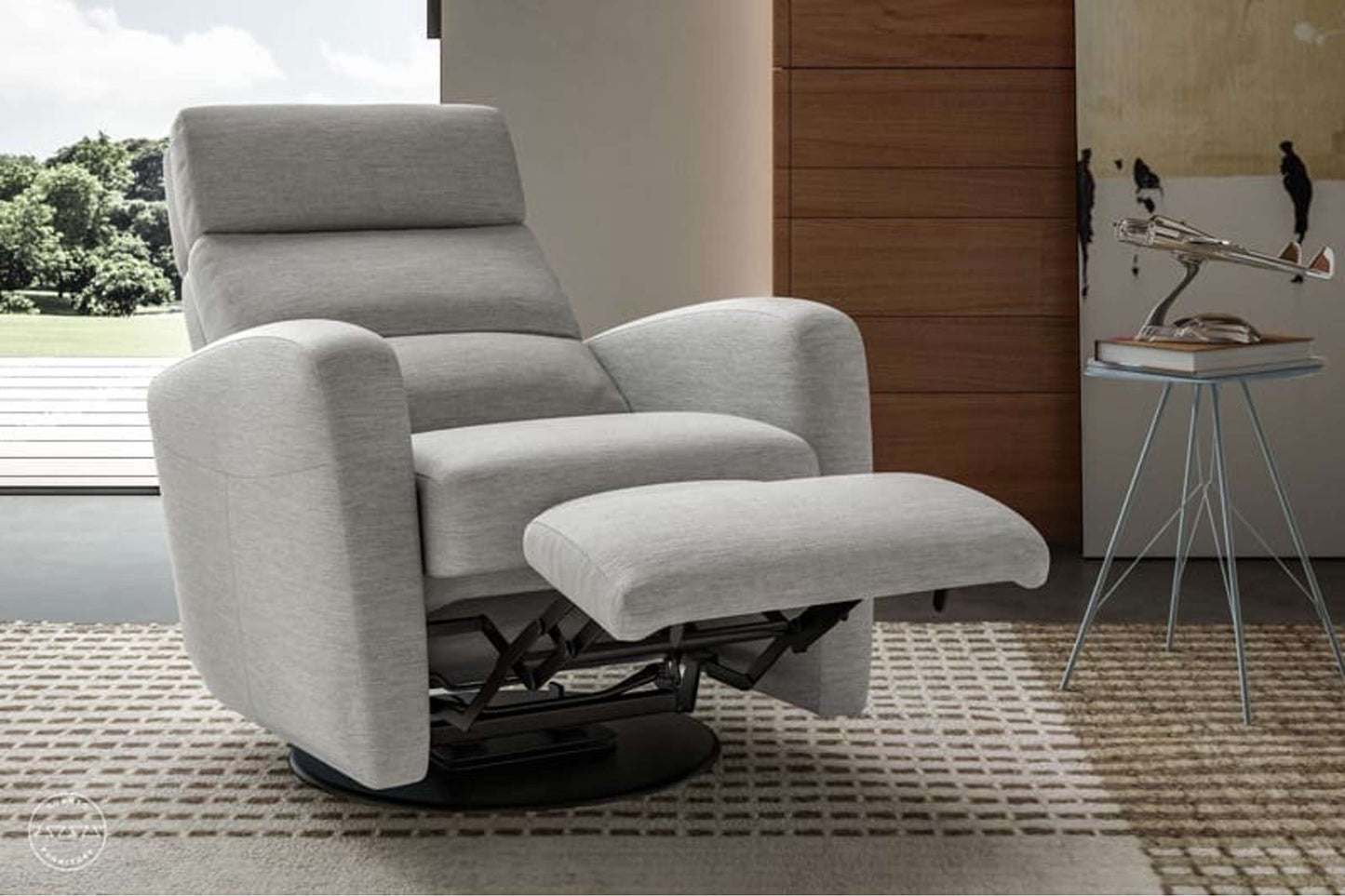 Sloped Recliner Chair 515